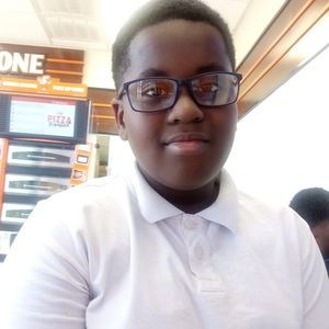 Meet your Posher, Carlos